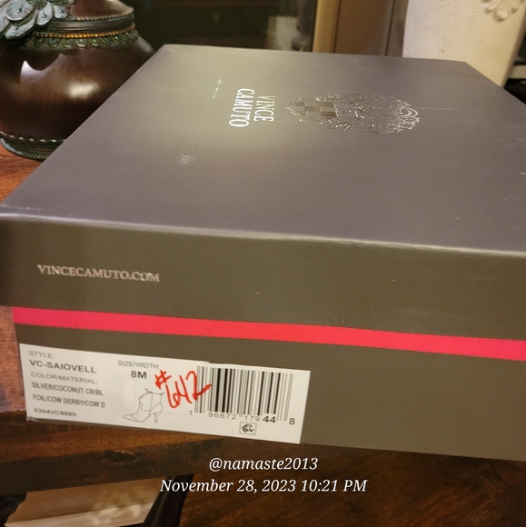 Vince Camuto Saiovell Leather Ankle Cowboy Heeled Mini Boot Leather Foiled #642 - Picture 16 of 16